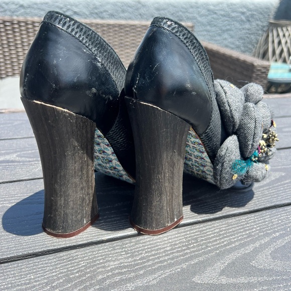 Brand New IRREGULAR CHOICE HIGH HEELS - Picture 8 of 9